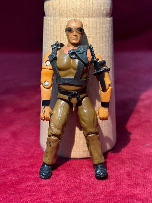 Figurine militaire articulée Galoob Toys, tenue marron et harnais noir, 9,5 cm