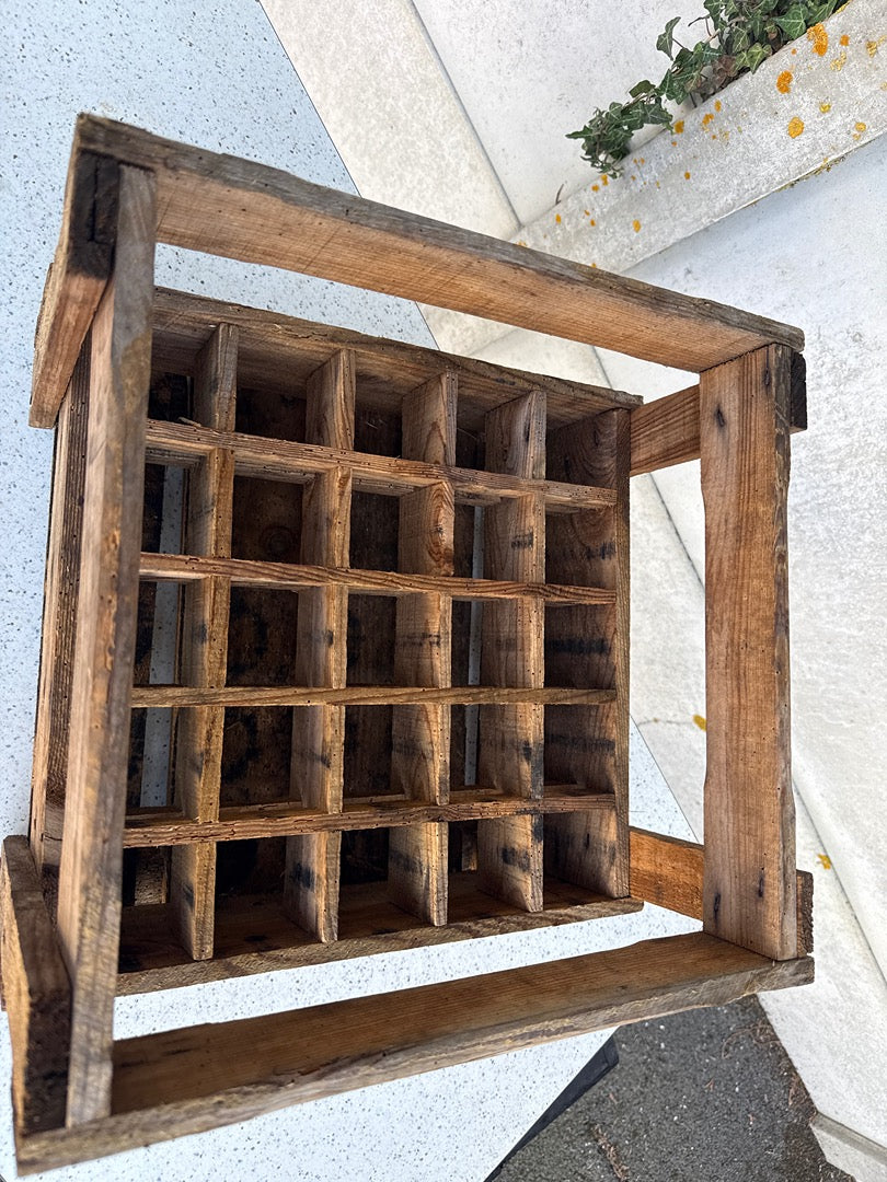 Casier à bouteilles – J. Cueff – Boîte – Bois vintage