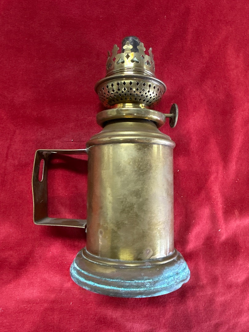 Lampe à pétrole – Kosmos – Bibelots – En laiton doré vintage