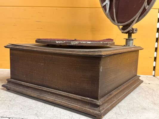 Gramophone ancien – Meuble en bois