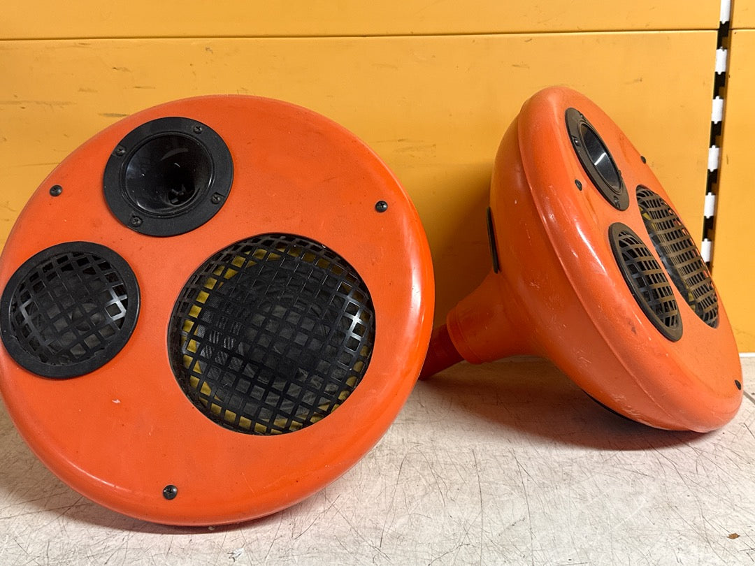 Enceintes vintage – Orange space age