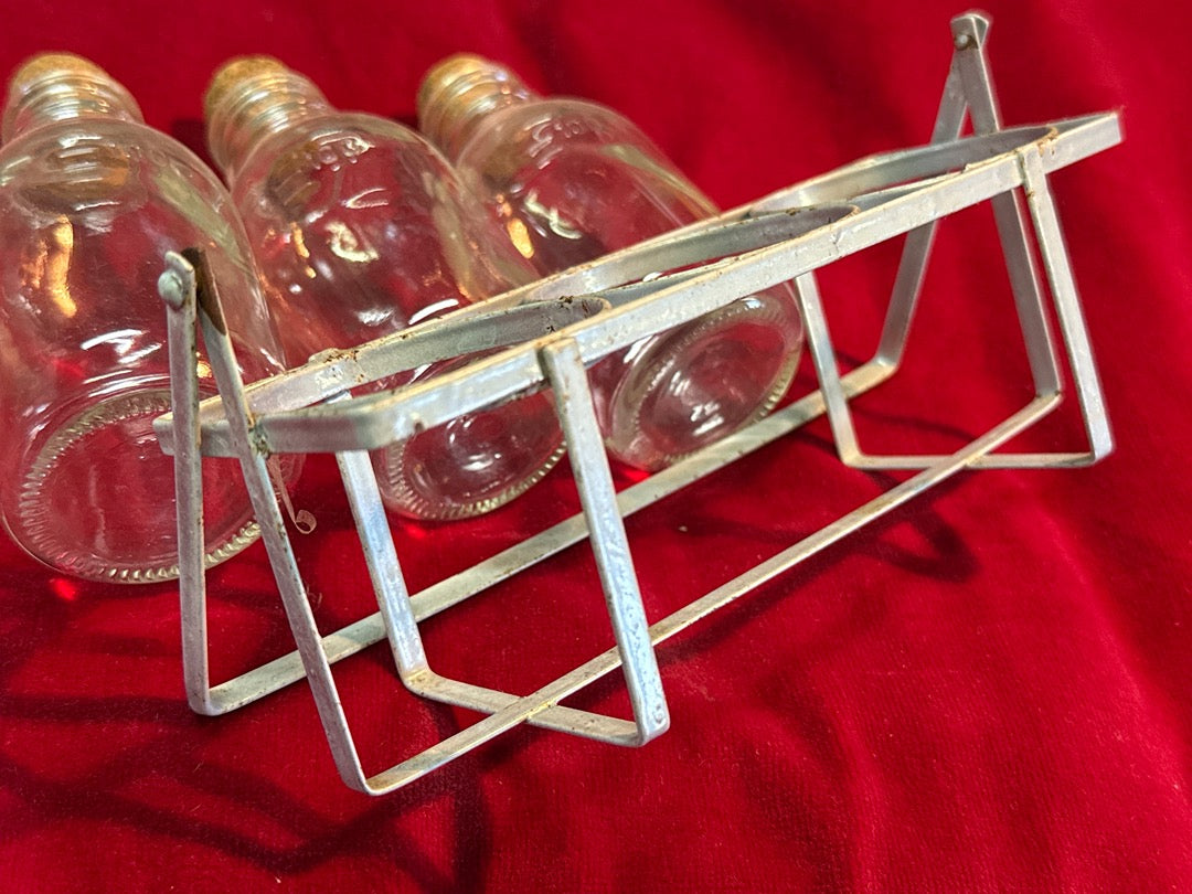 Porte-bouteilles – Vintage – 3 flacons en verre