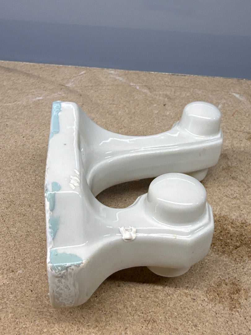 Patère – Vintage – Salle de bain – Double céramique blanche