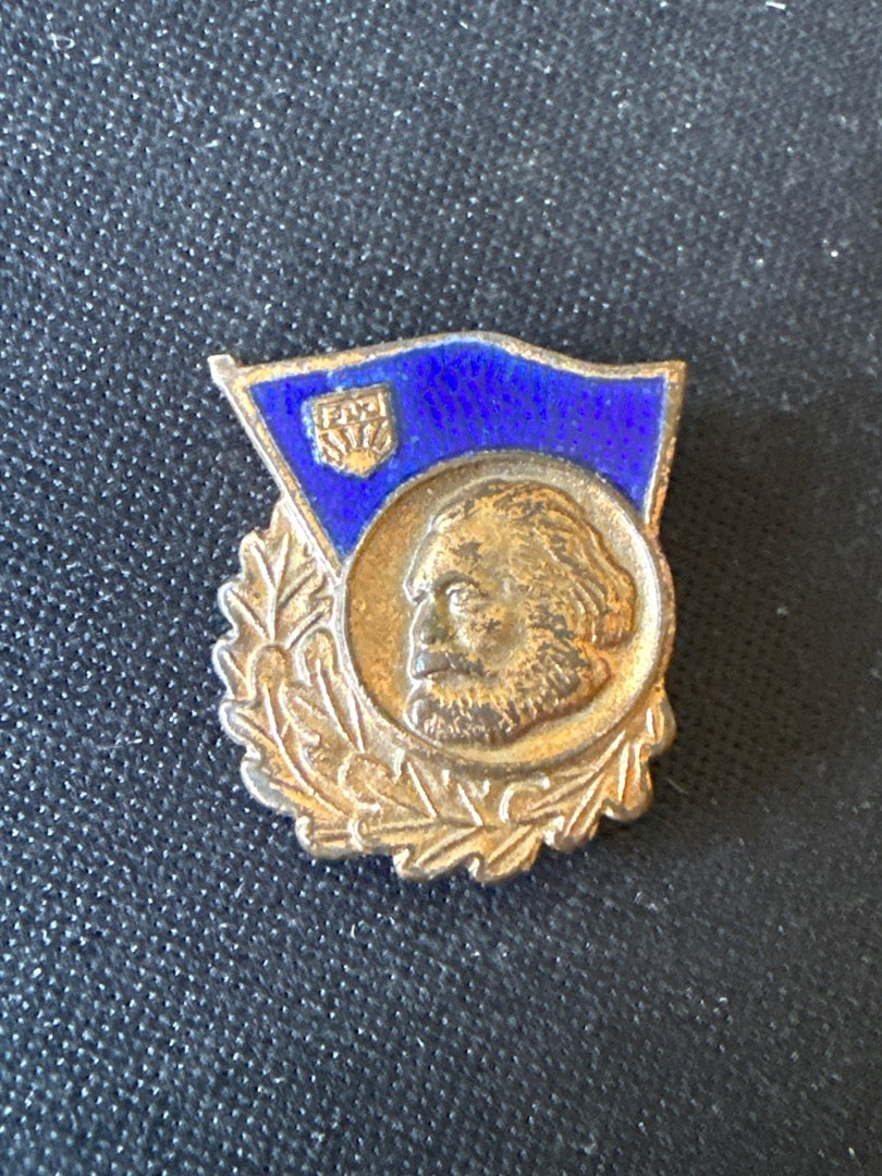 Insigne – Fdj Ddr Karl Marx – Memorabilia – Vintage émail bleu