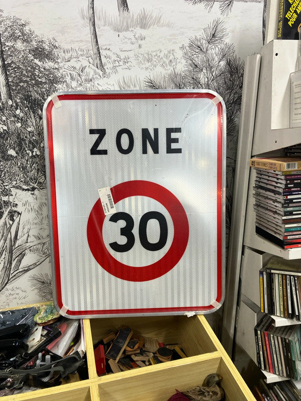 Véritable panneau circulation routière zone 30 stop interdit