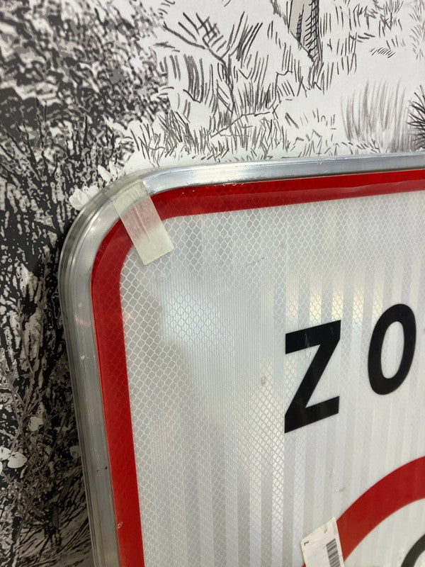 Véritable panneau circulation routière zone 30 stop interdit