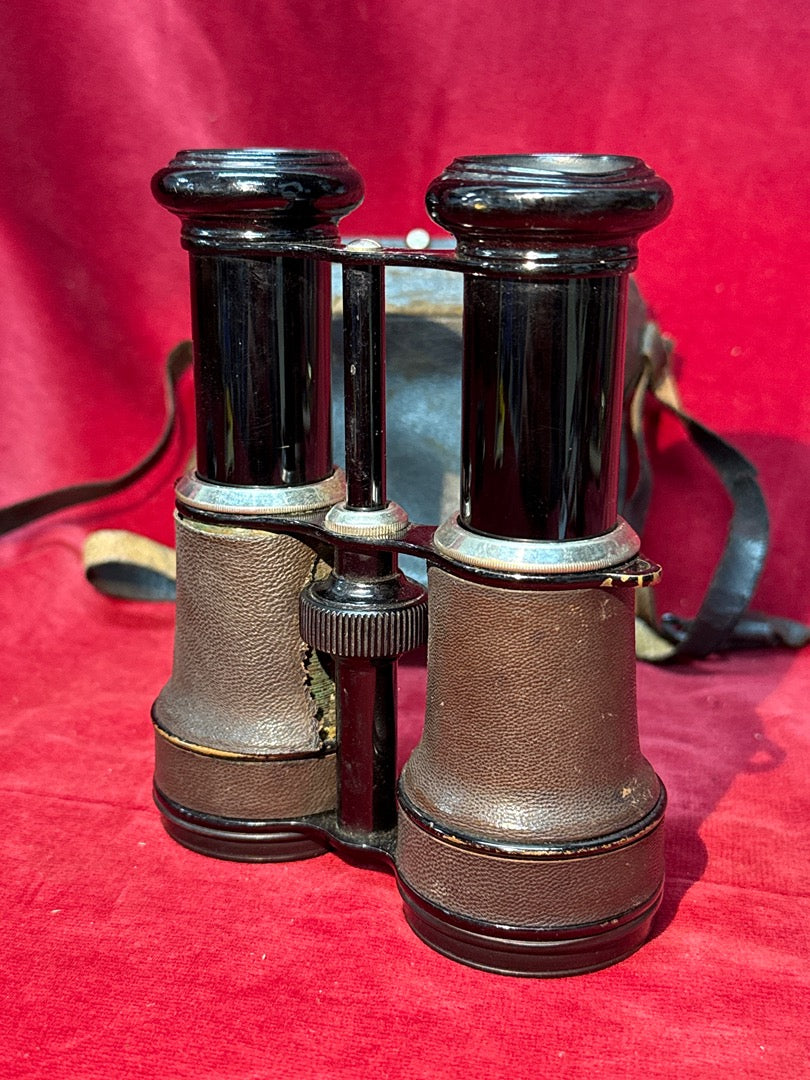 Jumelles anciennes Manufacture Française d'armes et Cycles de St Étienne avec étui