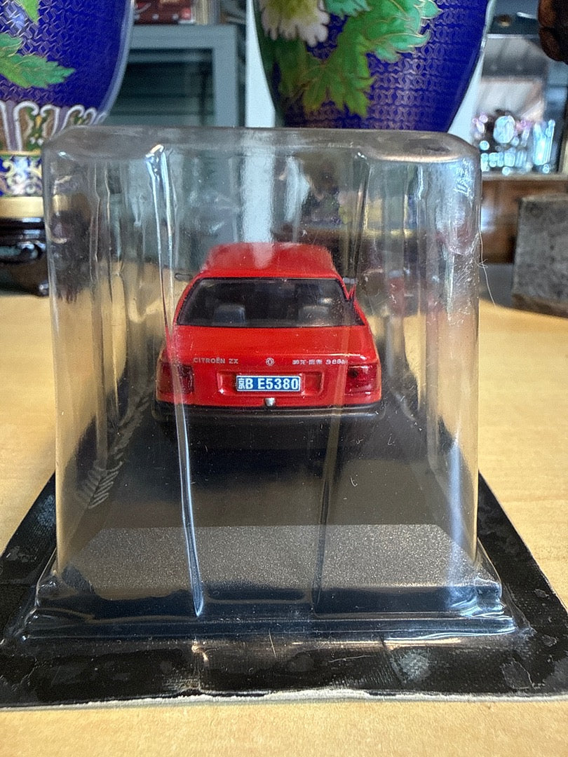 Voiture miniature – Dong Feng 988 – Jouets – Rouge blister