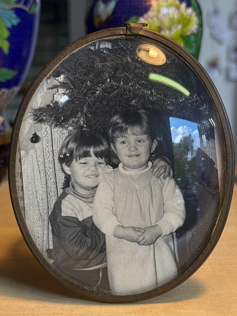 Cadre photo ancien – Verre bombé ovale