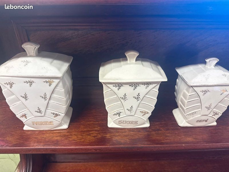 Pots de cuisine – Vintage – Cuisine – Blanc et doré