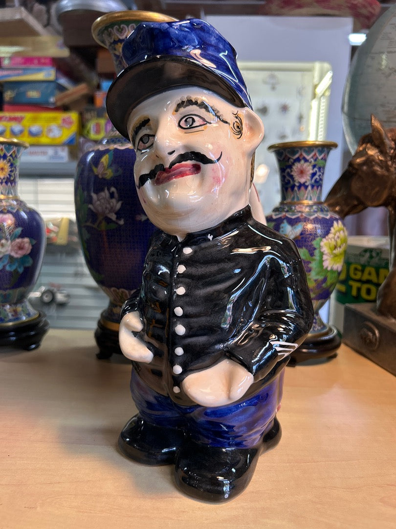 Pichet Barbotine Gendarme Vintage Céramique