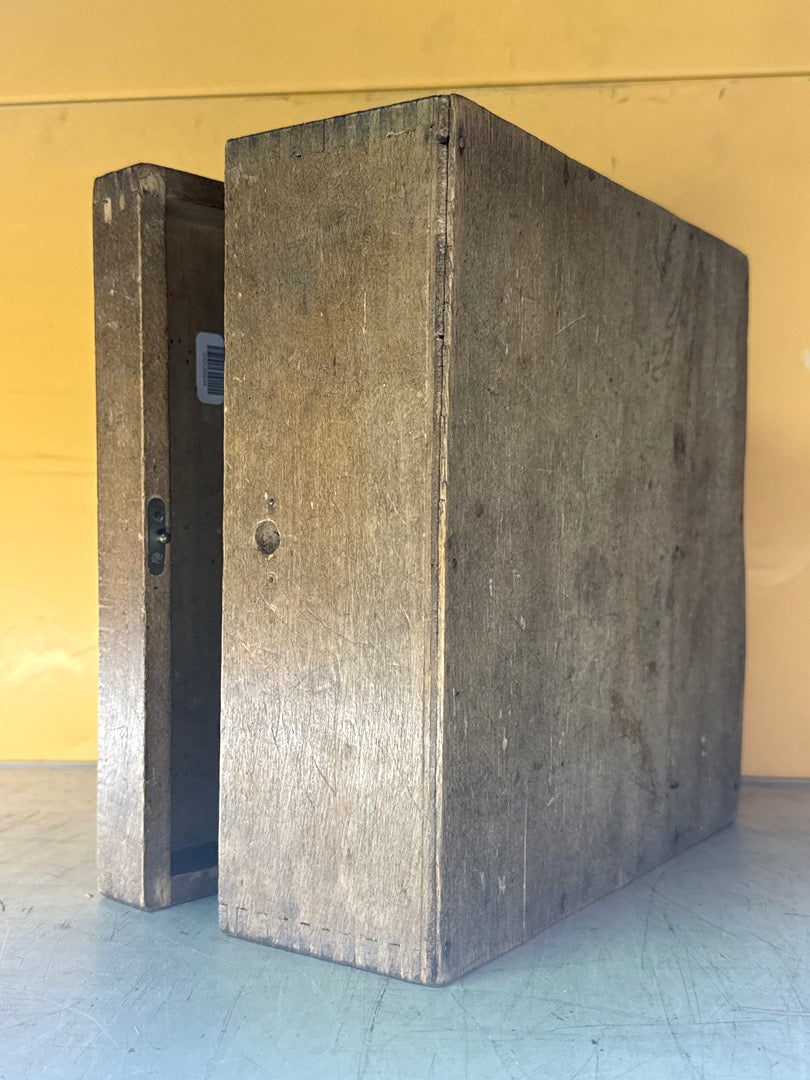Boîte ancienne en bois – Boîte de rangement vintage