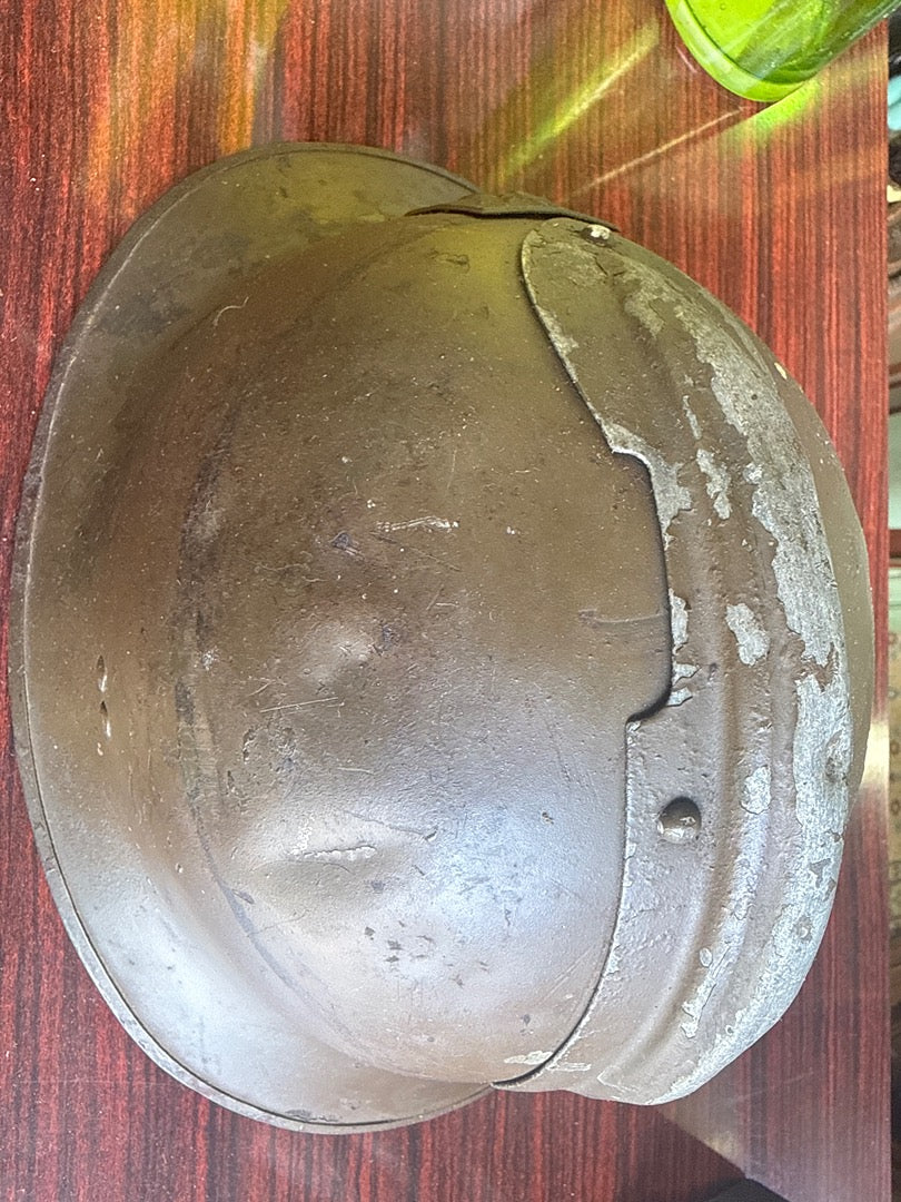 Casque Adrian de la Défense Passive Militaria Vintage