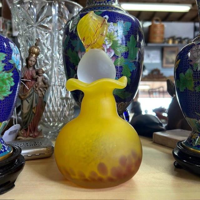 Vase en Pâte de Verre avec un bouchon Verrerie d'art de Toul pièce unique