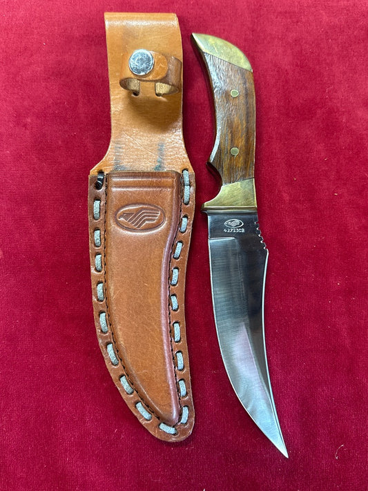 Couteau de chasse – Étui cuir