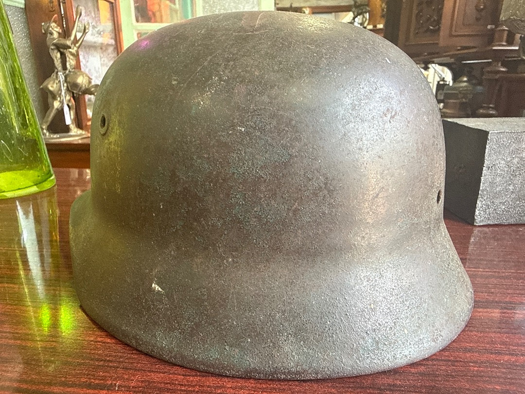 Casque Militaire Ancien En Metal Vert Olive Vintage