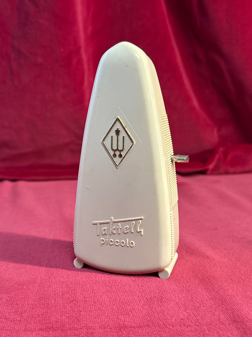 Métronome mécanique Wittner Taktell Piccolo ivoire avec capot