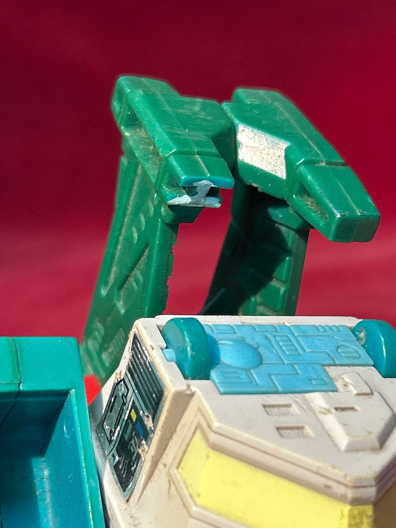 Figurine robot transformable vintage Hasbro Transformers G1 Slugslinger