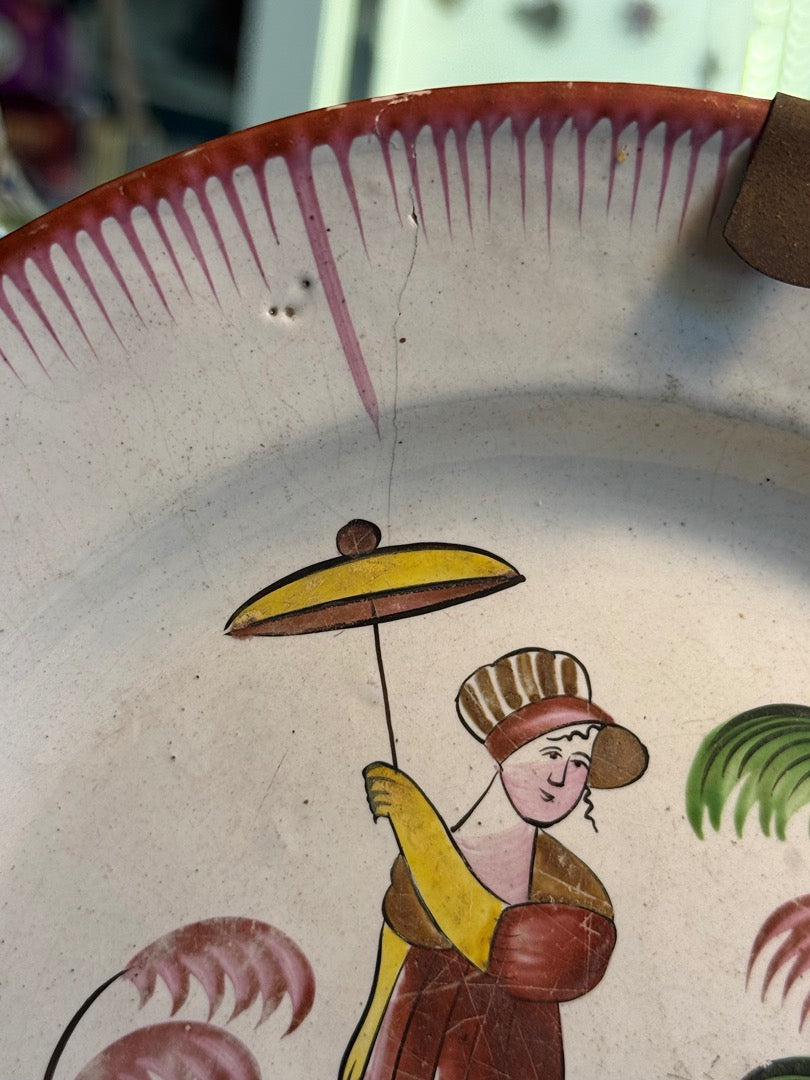 Assiette en faïence – Nevers – Céramique – Dame au parasol