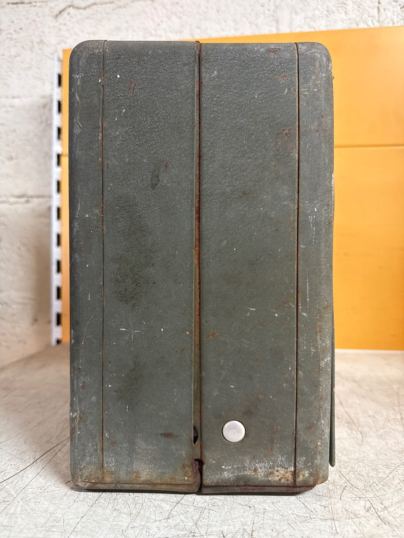 Machine à coudre – Elna Grasshopper – Loisirs créatifs – Verte vintage avec accessoires