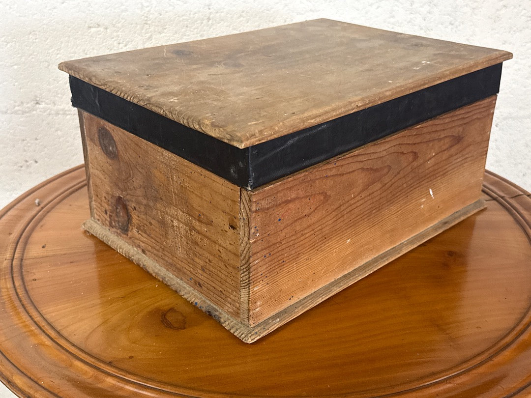 Boite de rangement en bois vintage – Coffret compartimente