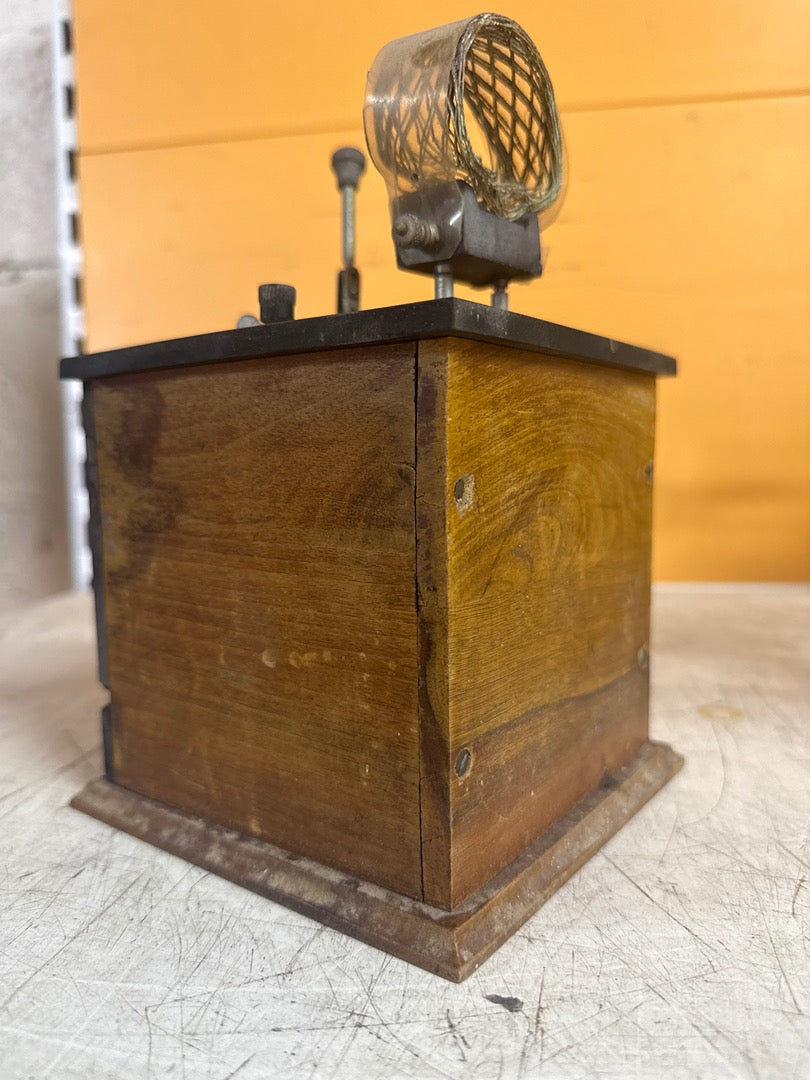 Poste de radio – Tsf – Radio – Vintage bois marron