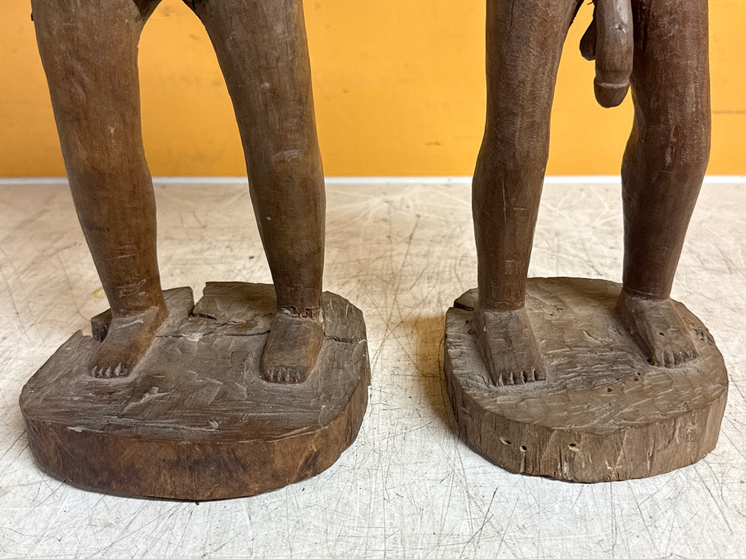 Paire de sculptures en bois – Statuettes africaines