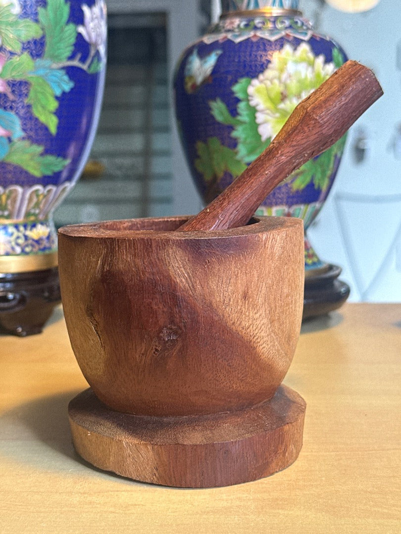 Mortier et pilon – Bois sculpté vintage