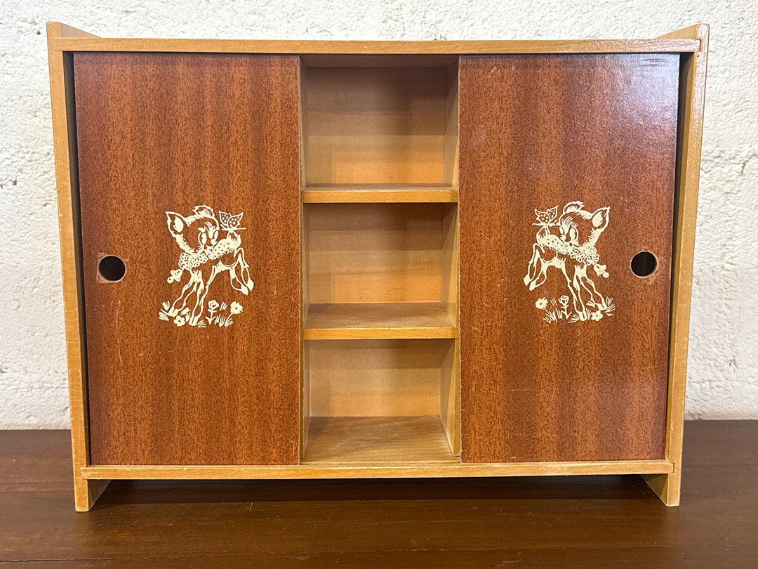 Armoire poupée vintage Bambi – Meuble miniature bois