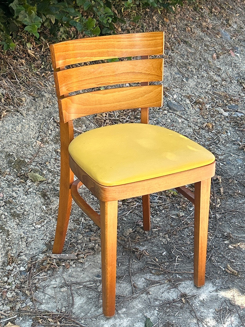 Chaise de bureau – Baumann – Bureau – Bois et skaï jaune