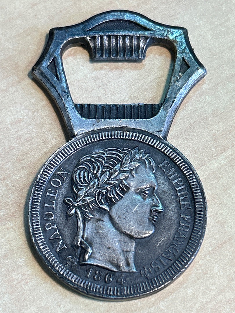 Ouvre-bouteille – Jupes Maguy – Objets de collection – Napoléon 1804
