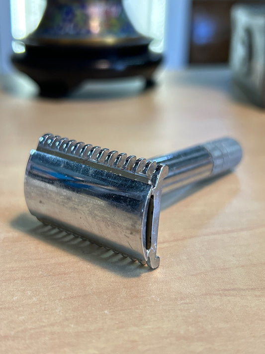 Rasoir de sûreté – Gillette – Rasage – Vintage avec étui