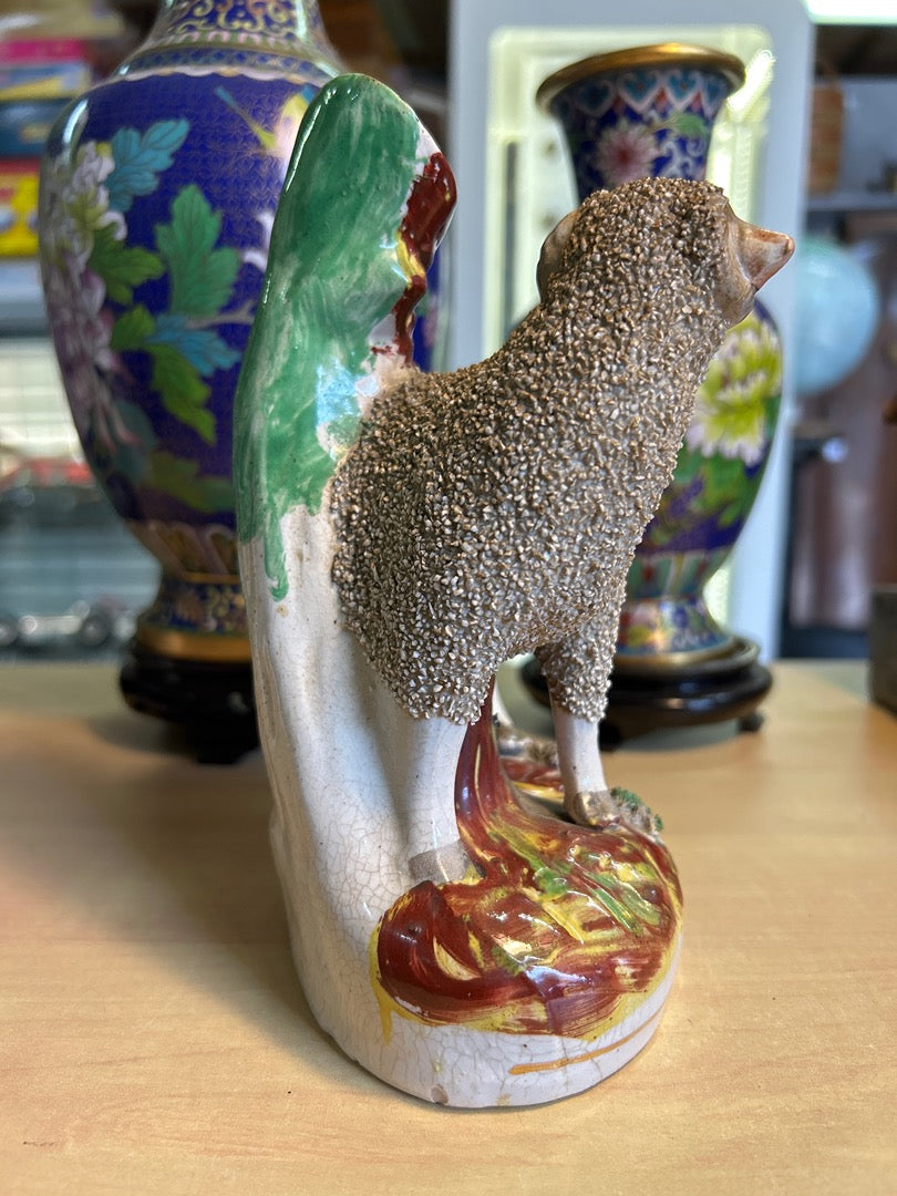 Figurine mouton – Style Staffordshire – Ornement – Céramique crème