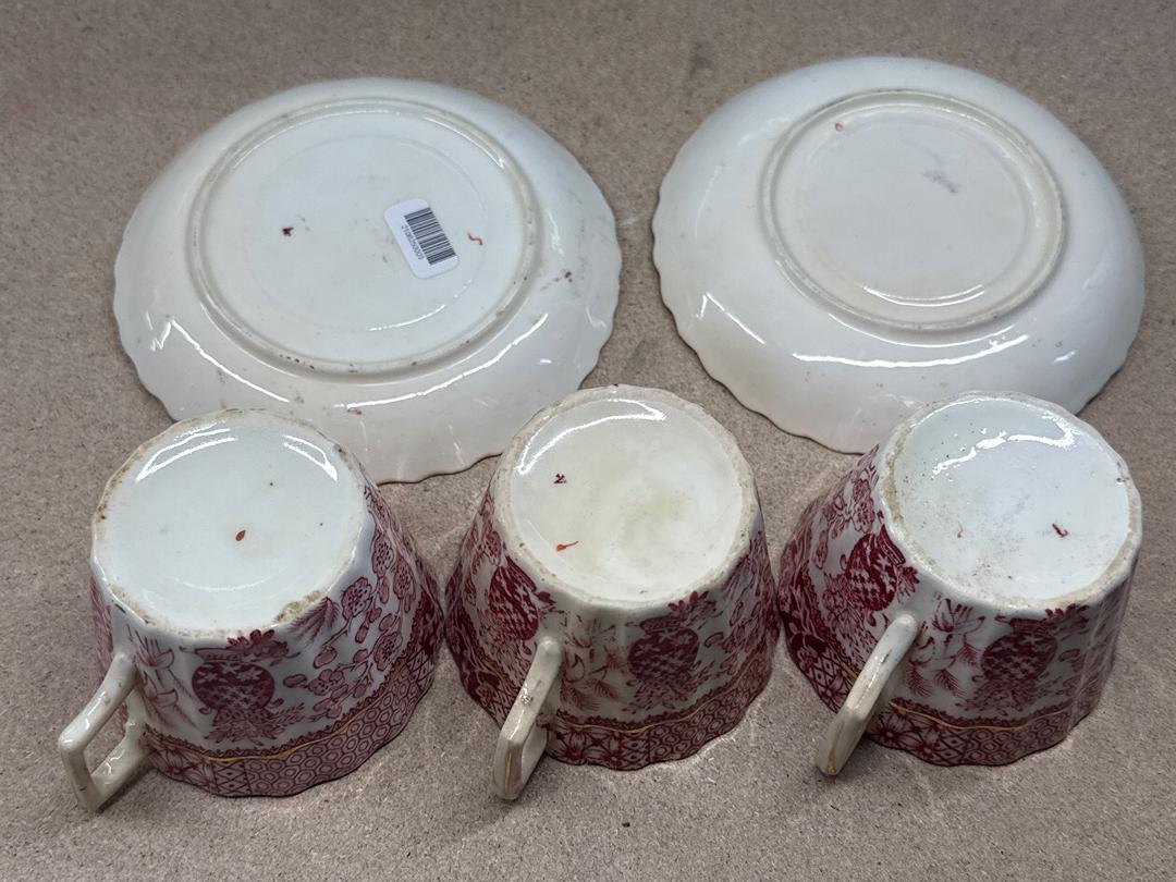 Lot De Tasses Et Soucoupes Staffordshire Vintage Bordeaux