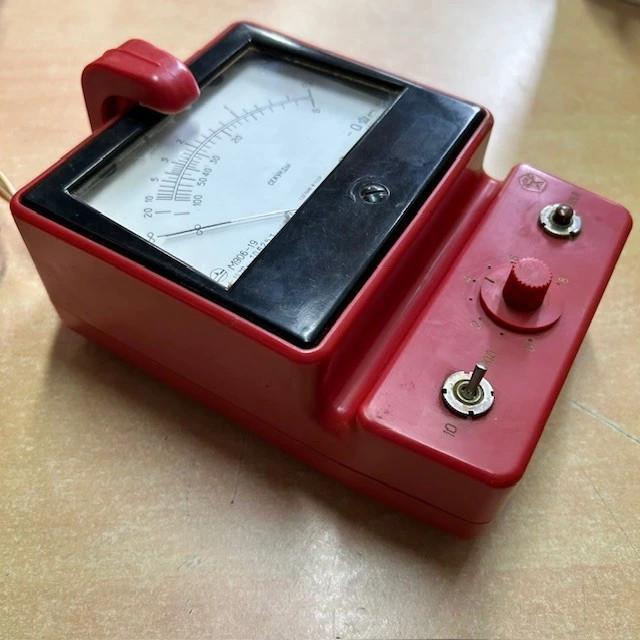 Minuteur De Laboratoire Photo Ussr - Vintage - Rouge Et Noir