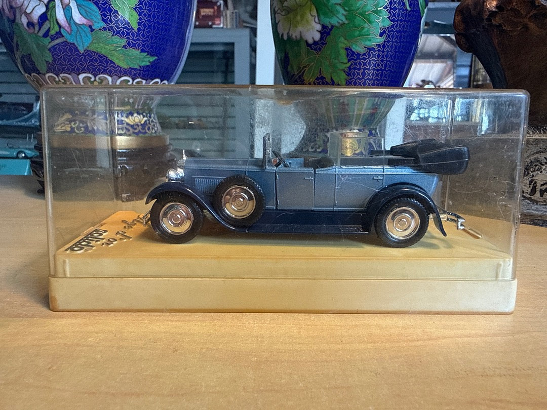 Voiture miniature – Solido Fiat 525 N – Jouets et jeux – Modèle réduit de collection