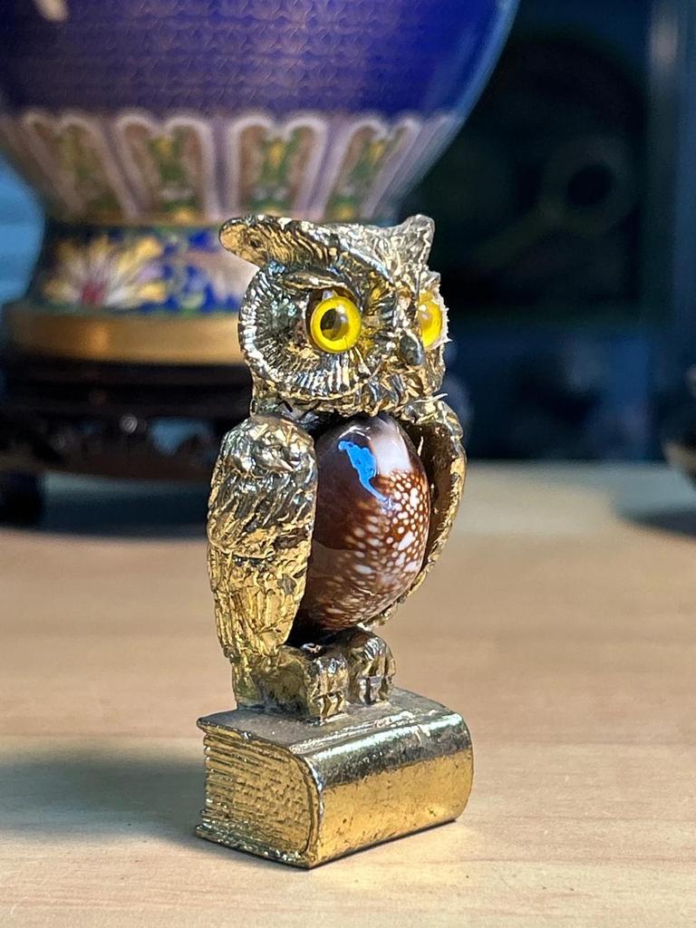 Statuette sculpté Chouette / Hibou en métal avec coquillage
