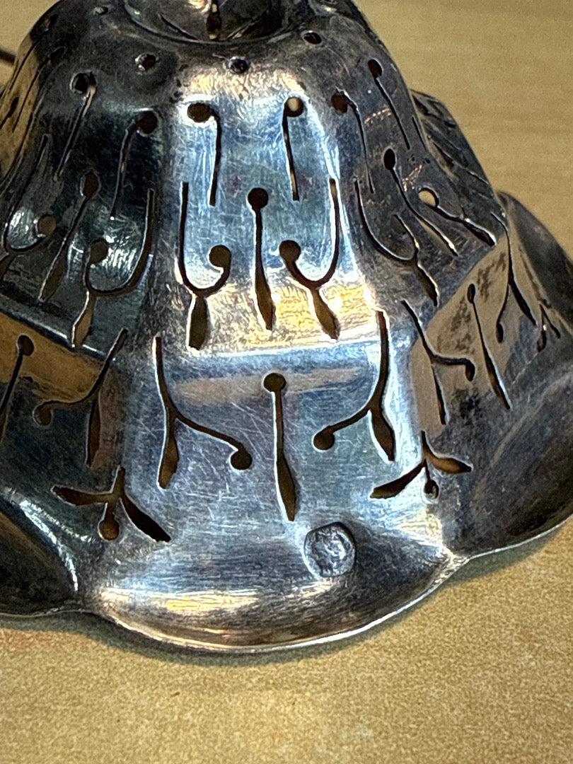 Passoire à thé en argent – Poinçon – Ustensile – Vintage Art Nouveau 17g