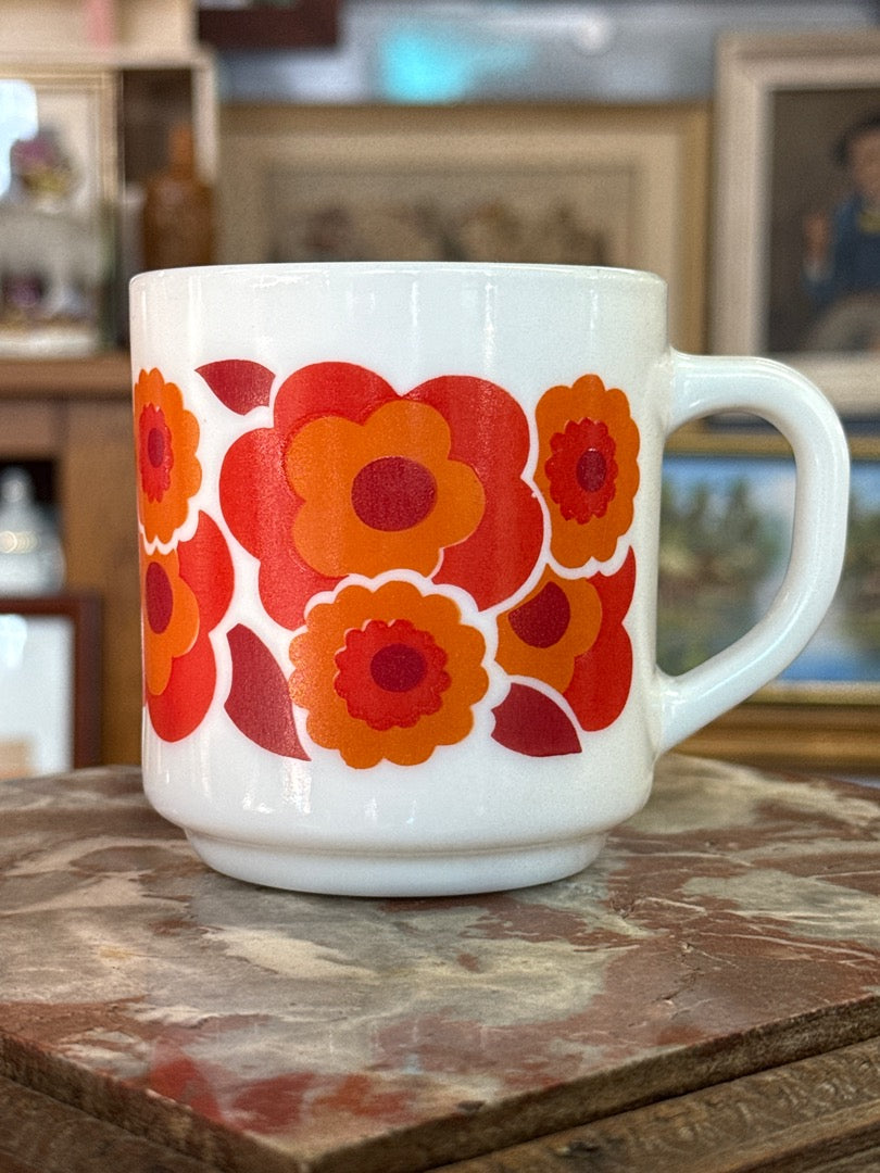 Mug – Arcopal – Tasse – Fleurs orange vintage
