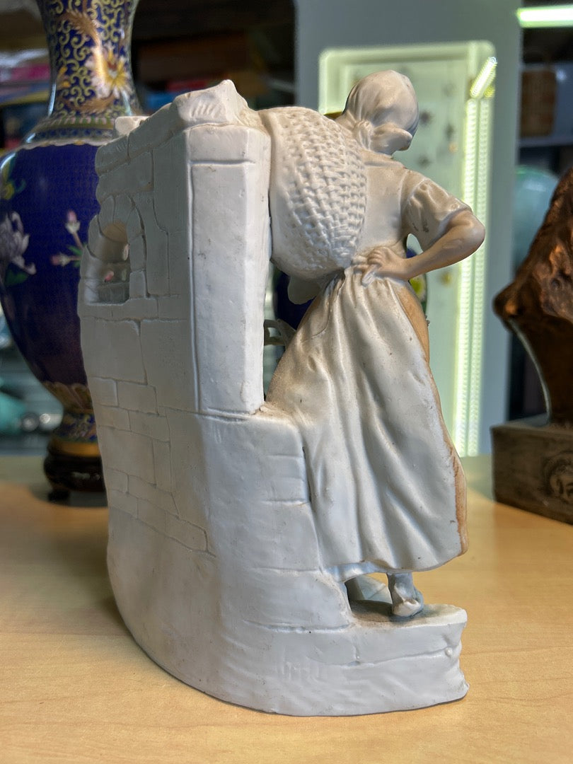 statuette vase Erphila porcelaine femme chèvre Allemagne