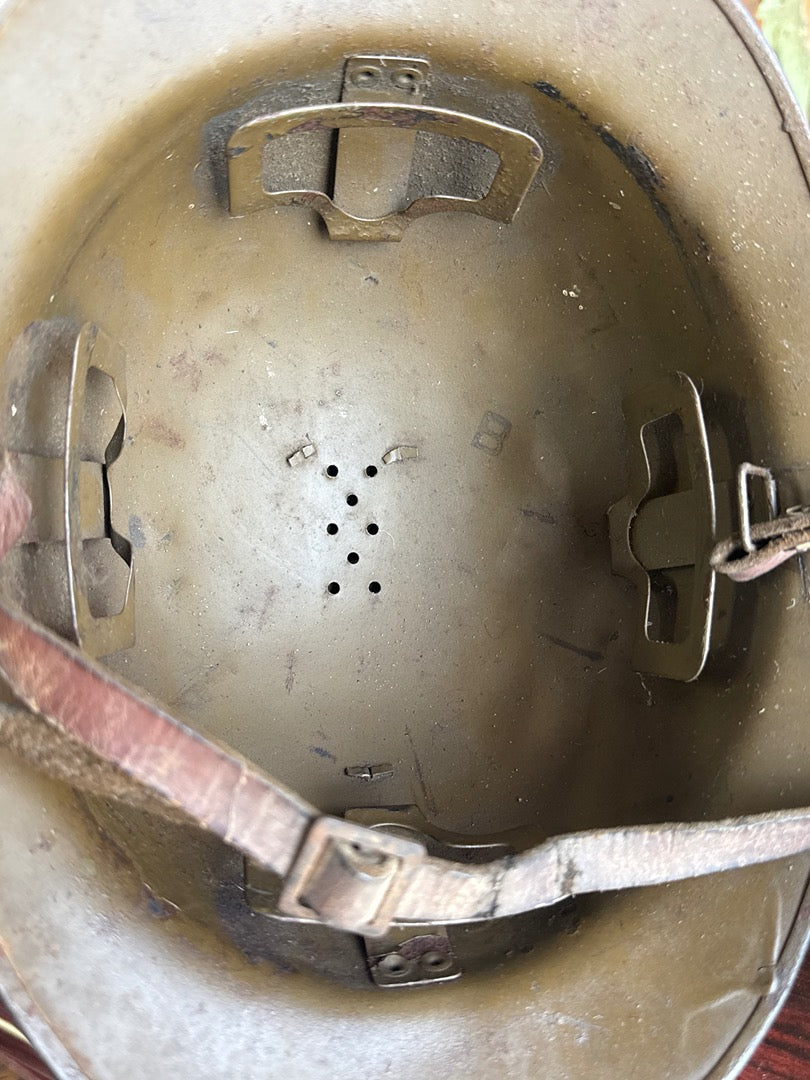 Casque Adrian de la Défense Passive Militaria Vintage