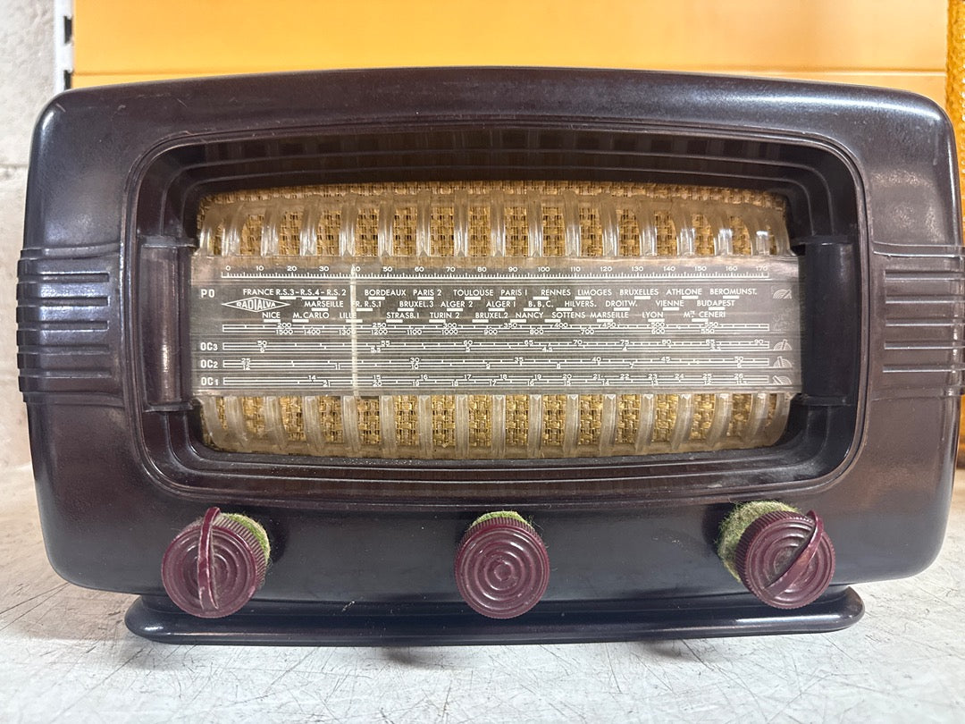 Poste de radio – Radiola – Radios et tuners – Vintage bakélite marron à lampes