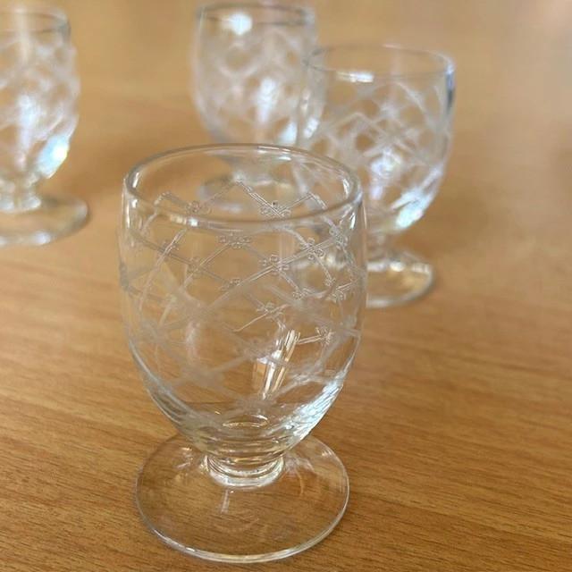 Lot de 5 petits verres a liqueur en cristal