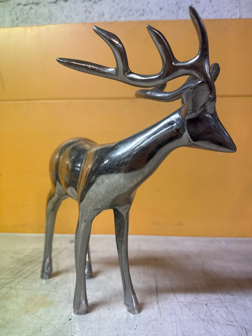 Statuette cerf – Figurine en métal argenté