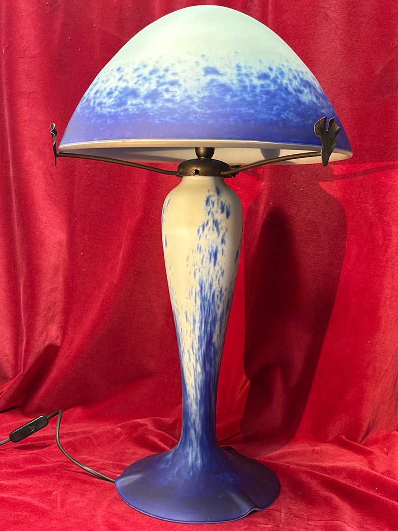 Lampe de table art nouveau pate de verre