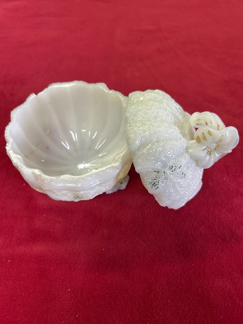 Bonbonnière ou sucrier ancien – En Opaline