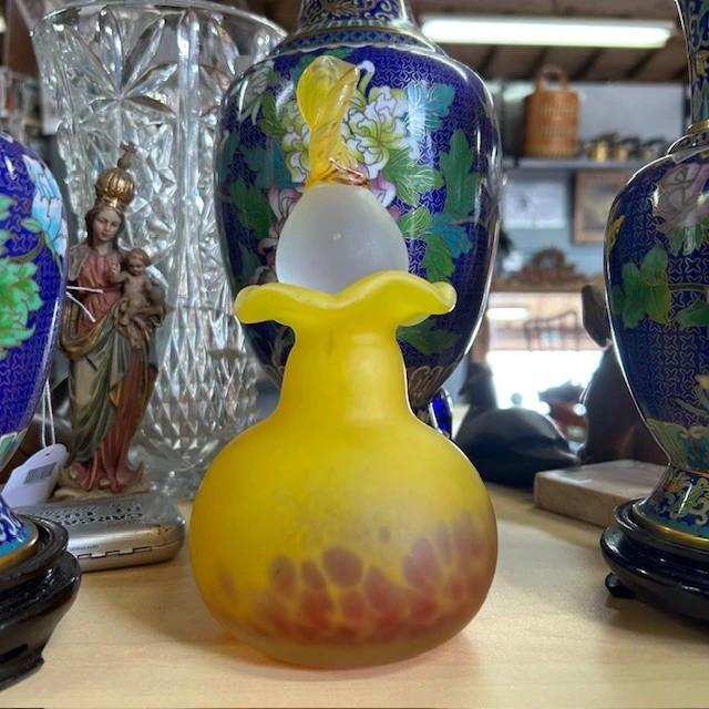 Vase en Pâte de Verre avec un bouchon Verrerie d'art de Toul pièce unique
