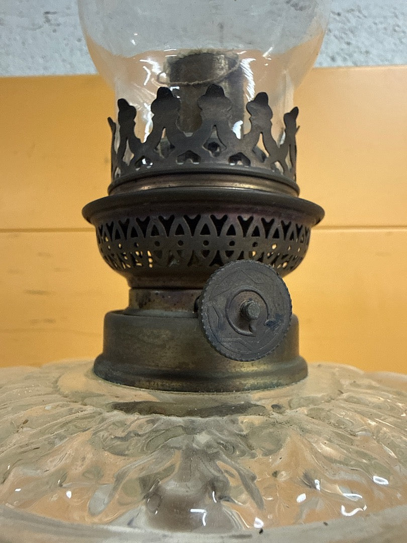 Lampe à pétrole vintage – En métal et verre transparent