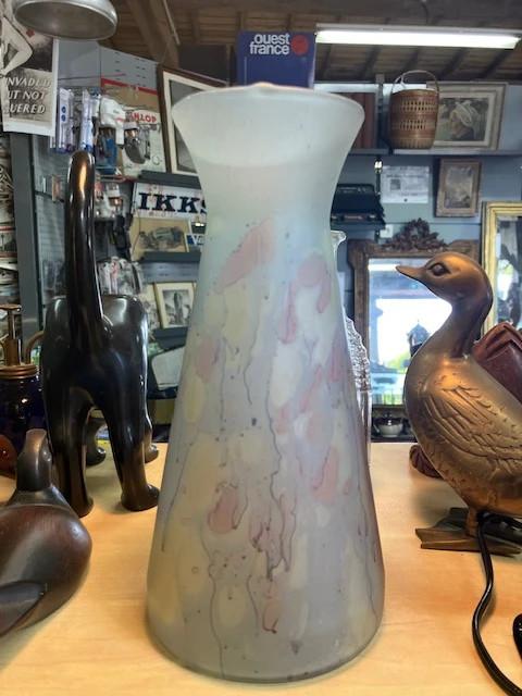 Vase 24cm ilanit pate de verre dépoli pastel année 50
