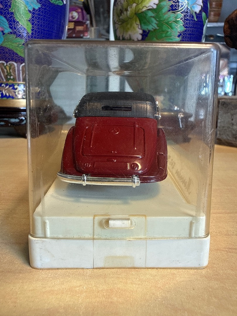Voiture – Solido Mercedes 540k – Jouet – Modèle bordeaux